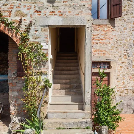 Belvilla By Oyo Flat In With Pool Pian di Scò